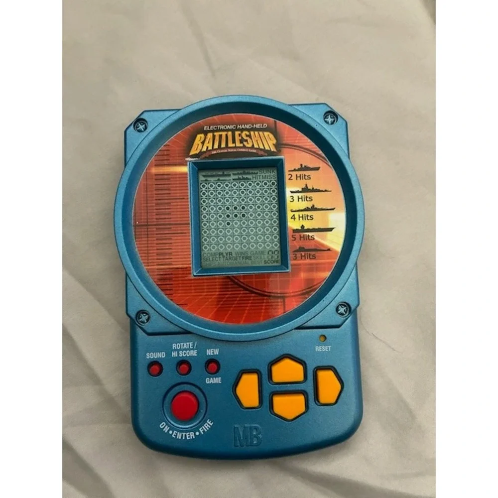 2002 Hasbro MB Electronic Handheld Battleship Game Vintage Blue 04633 Classic